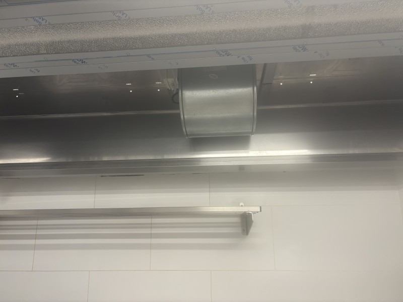 Installation, Maintenance et Remplacement de Moteur Escargot pour Hotte Professionnelle à Lyon et Grenoble