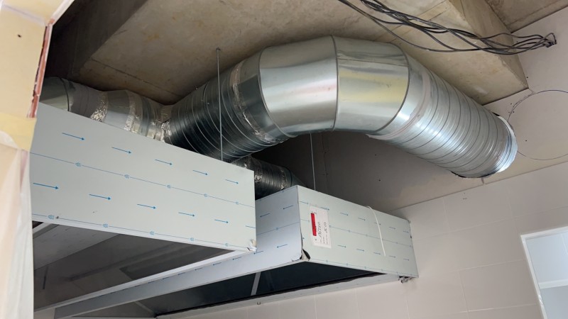 
Vous cherchez à installer une hotte professionnelle dans votre restaurant à Lyon ou aux alentours