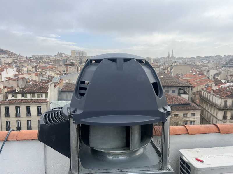 Installation, Maintenance et Remplacement de Moteur Tourelle pour Hotte Professionnelle à Lyon et Grenoble


